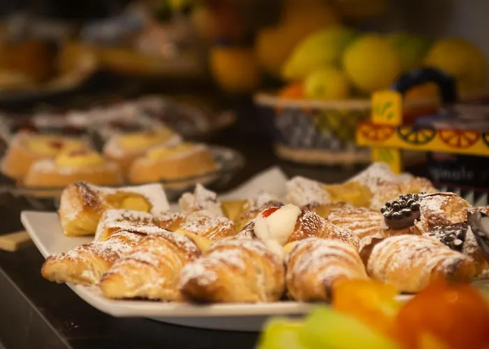 C'era Volta לינה וארוחת בוקר 4*